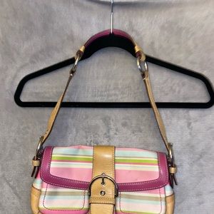 AUTHENTIC Coach shoulder bag